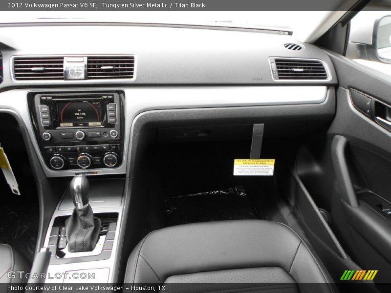 Tungsten Silver Metallic / Titan Black 2012 Volkswagen Passat V6 SE