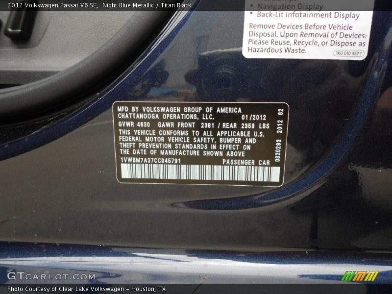 Night Blue Metallic / Titan Black 2012 Volkswagen Passat V6 SE