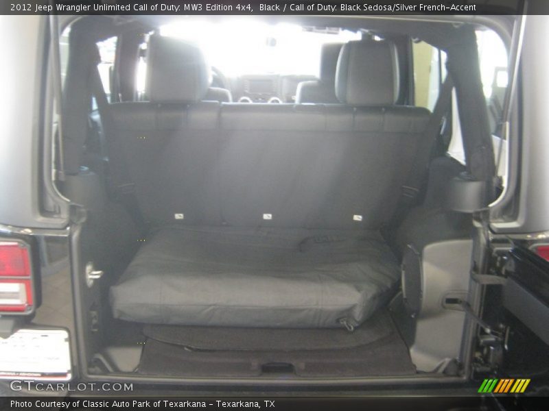 Black / Call of Duty: Black Sedosa/Silver French-Accent 2012 Jeep Wrangler Unlimited Call of Duty: MW3 Edition 4x4