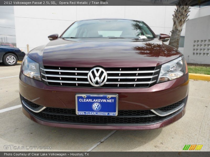 Opera Red Metallic / Titan Black 2012 Volkswagen Passat 2.5L SEL