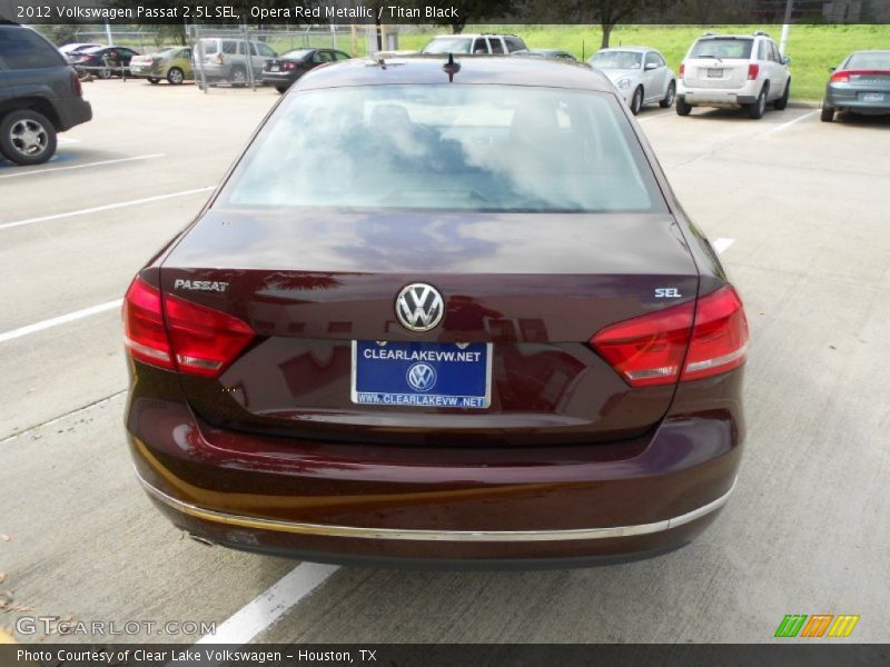 Opera Red Metallic / Titan Black 2012 Volkswagen Passat 2.5L SEL