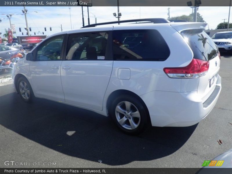 Super White / Light Gray 2011 Toyota Sienna LE