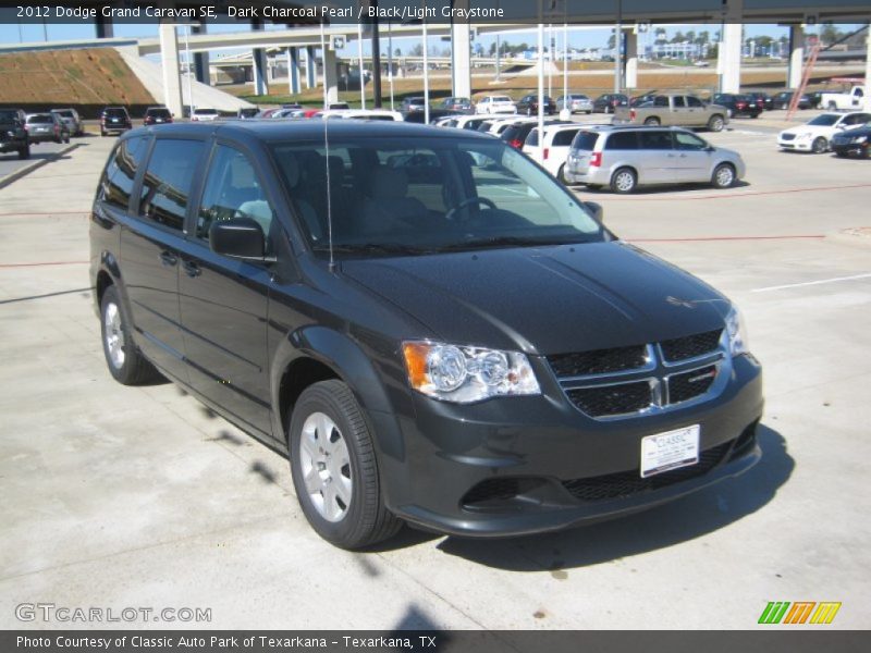 Dark Charcoal Pearl / Black/Light Graystone 2012 Dodge Grand Caravan SE