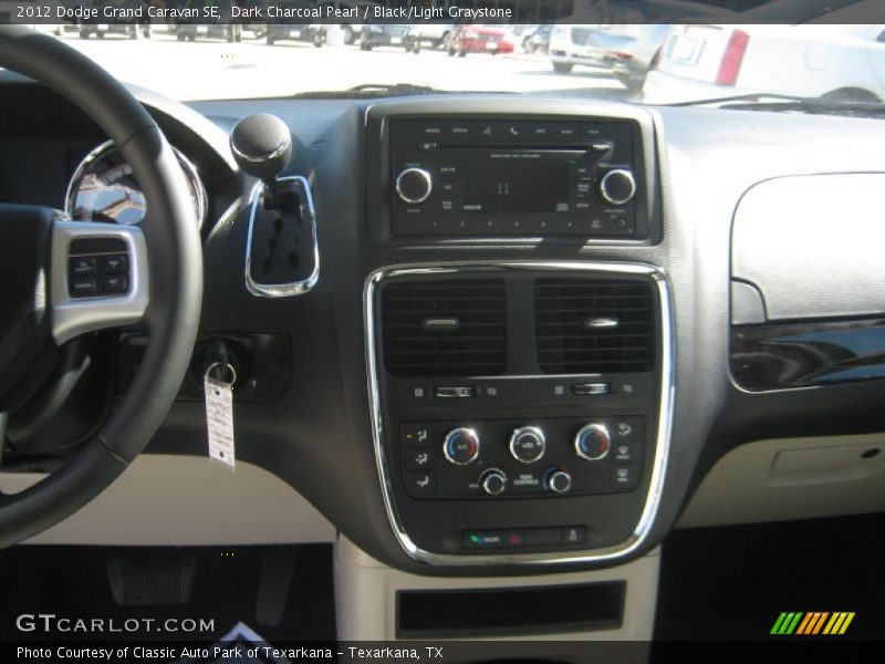 Dark Charcoal Pearl / Black/Light Graystone 2012 Dodge Grand Caravan SE