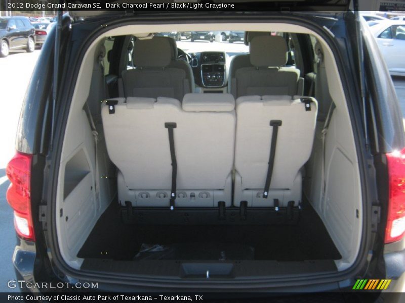 Dark Charcoal Pearl / Black/Light Graystone 2012 Dodge Grand Caravan SE