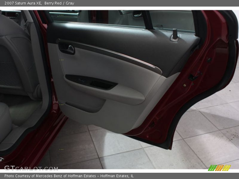 Berry Red / Gray 2007 Saturn Aura XE