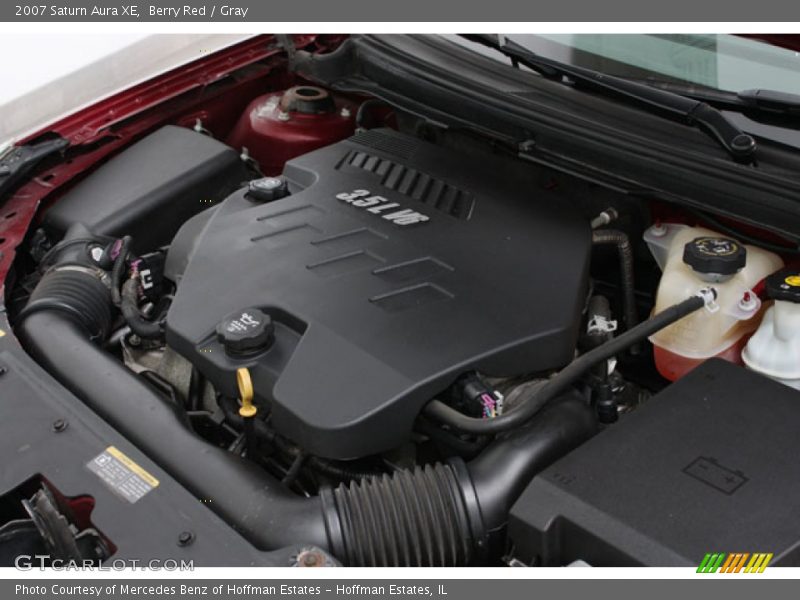 Berry Red / Gray 2007 Saturn Aura XE