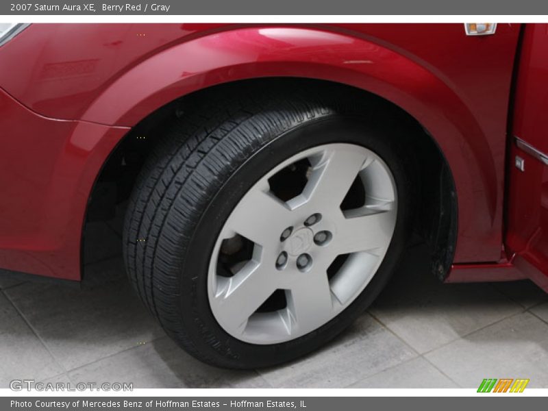 Berry Red / Gray 2007 Saturn Aura XE