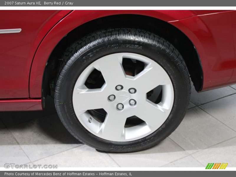 Berry Red / Gray 2007 Saturn Aura XE