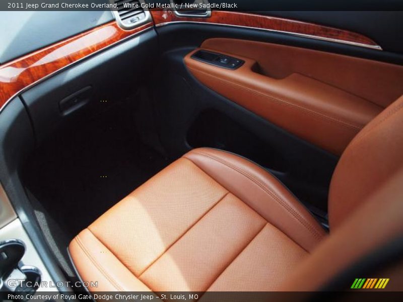 White Gold Metallic / New Saddle/Black 2011 Jeep Grand Cherokee Overland