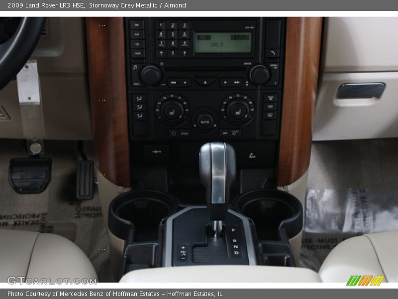 Stornoway Grey Metallic / Almond 2009 Land Rover LR3 HSE