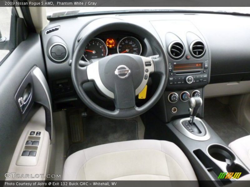 Phantom White / Gray 2009 Nissan Rogue S AWD