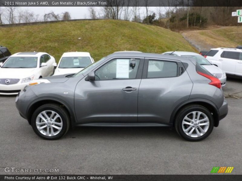 Gun Metallic / Black/Silver Trim 2011 Nissan Juke S AWD