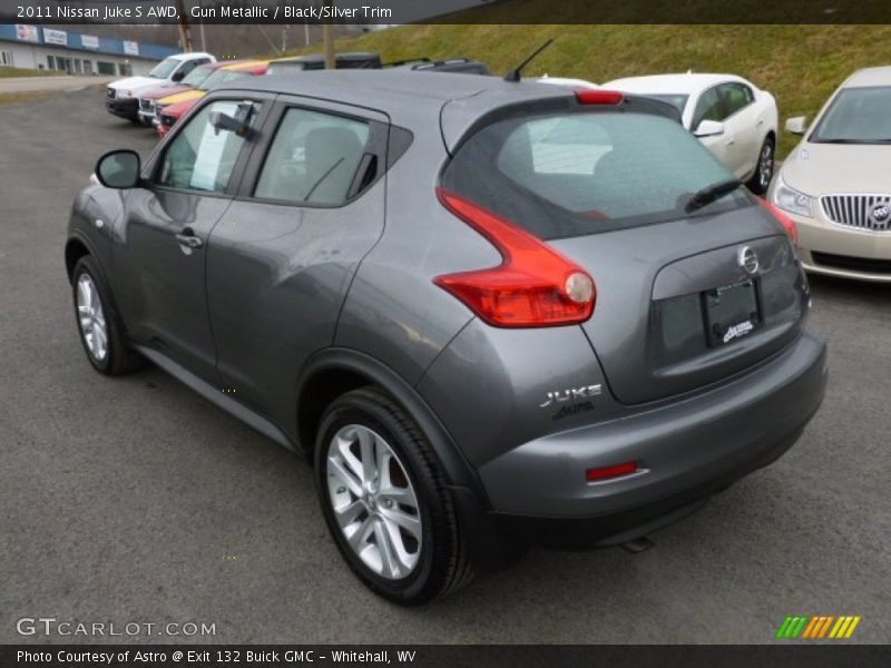 Gun Metallic / Black/Silver Trim 2011 Nissan Juke S AWD