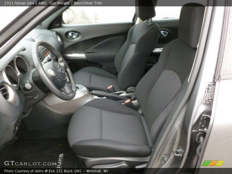Gun Metallic / Black/Silver Trim 2011 Nissan Juke S AWD