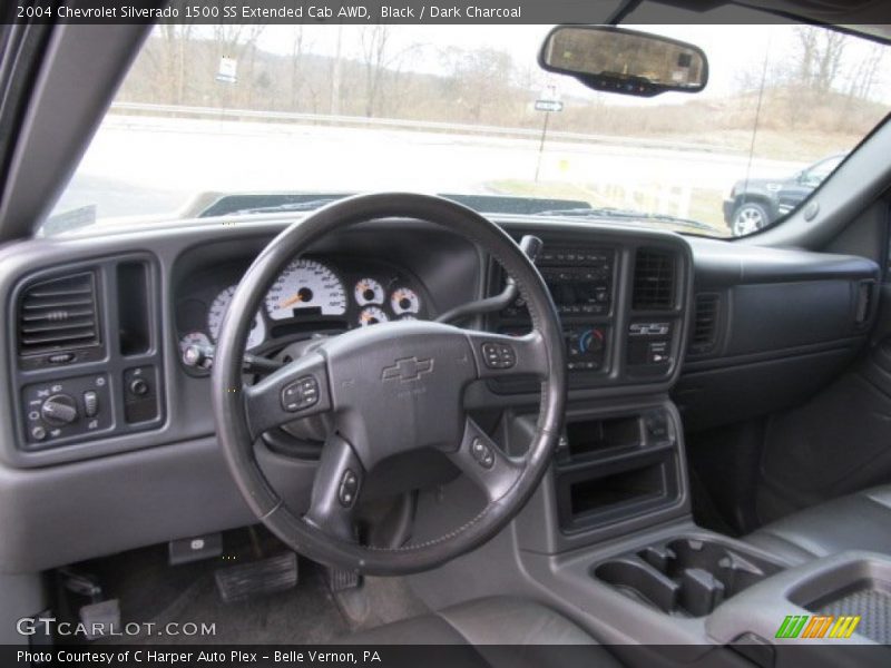Dashboard of 2004 Silverado 1500 SS Extended Cab AWD