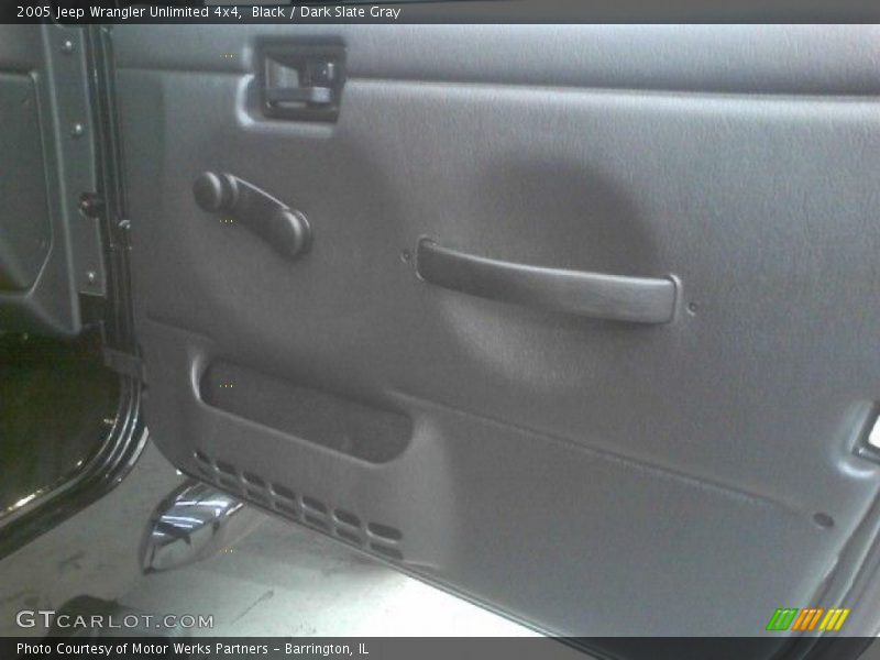 Black / Dark Slate Gray 2005 Jeep Wrangler Unlimited 4x4