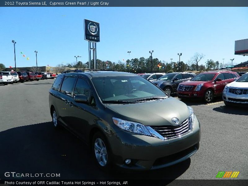 Cypress Green Pearl / Light Gray 2012 Toyota Sienna LE