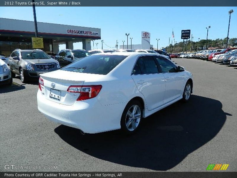 Super White / Black 2012 Toyota Camry SE