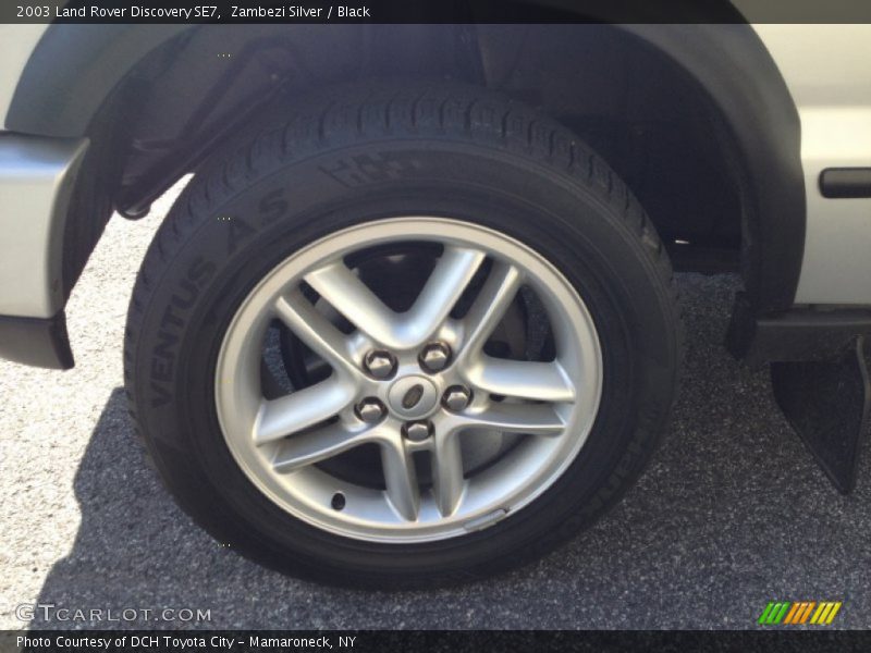 Zambezi Silver / Black 2003 Land Rover Discovery SE7