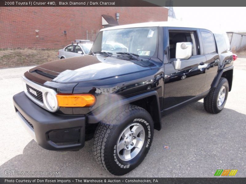 Front 3/4 View of 2008 FJ Cruiser 4WD