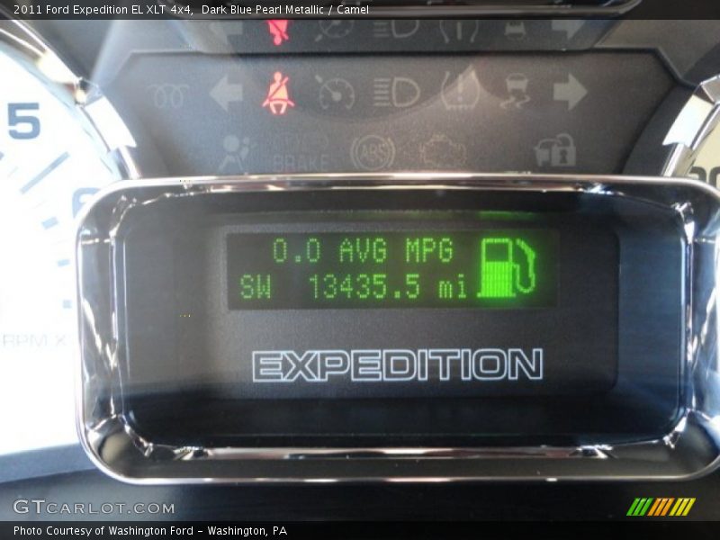 Dark Blue Pearl Metallic / Camel 2011 Ford Expedition EL XLT 4x4