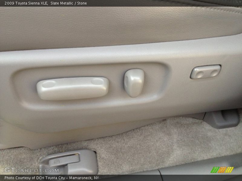 Slate Metallic / Stone 2009 Toyota Sienna XLE