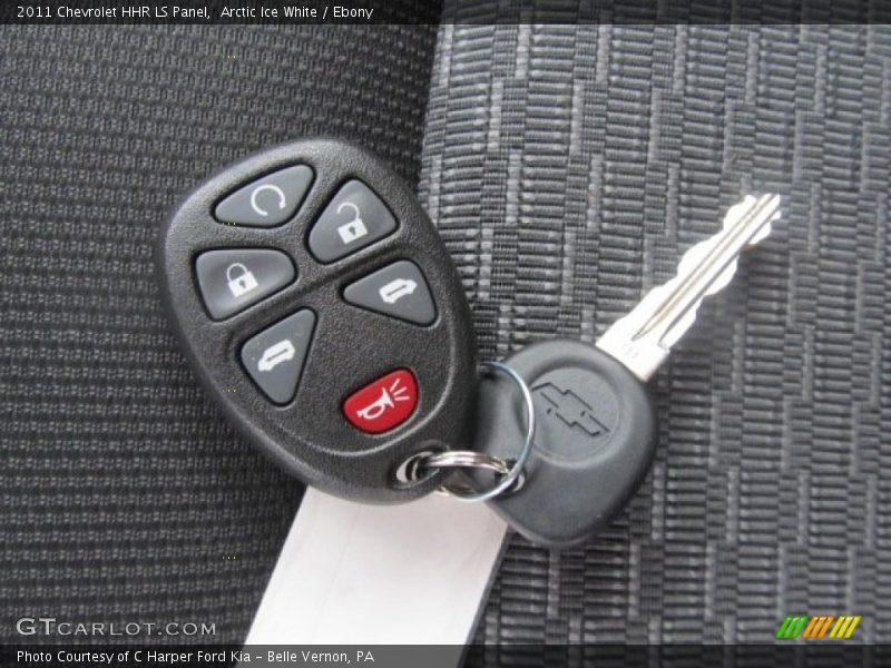 Arctic Ice White / Ebony 2011 Chevrolet HHR LS Panel