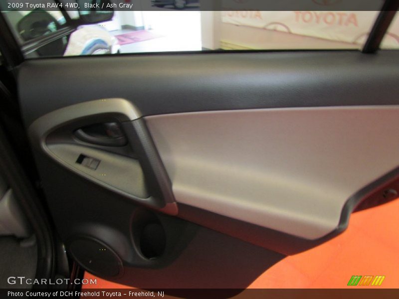 Black / Ash Gray 2009 Toyota RAV4 4WD