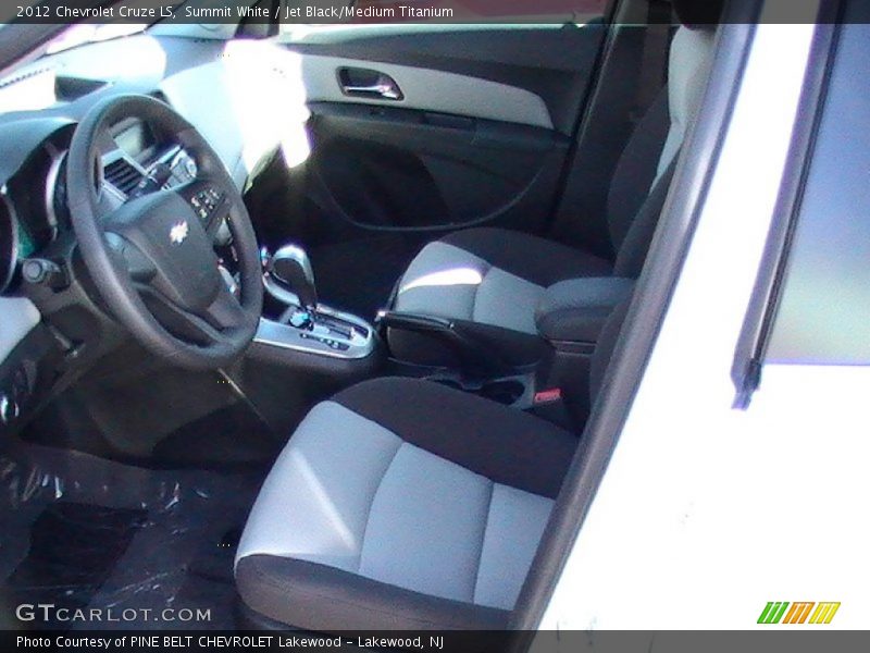 Summit White / Jet Black/Medium Titanium 2012 Chevrolet Cruze LS