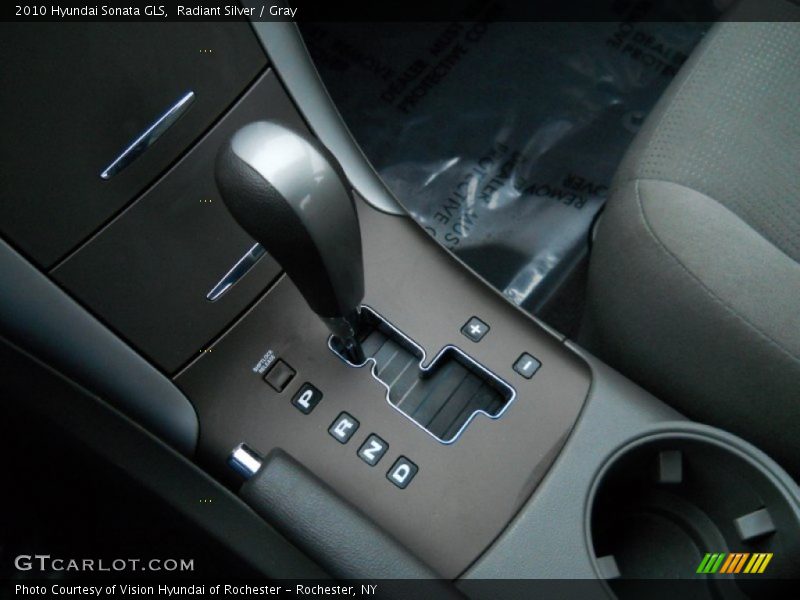 Radiant Silver / Gray 2010 Hyundai Sonata GLS