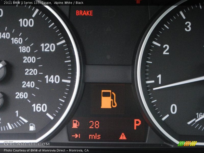 Alpine White / Black 2011 BMW 1 Series 135i Coupe