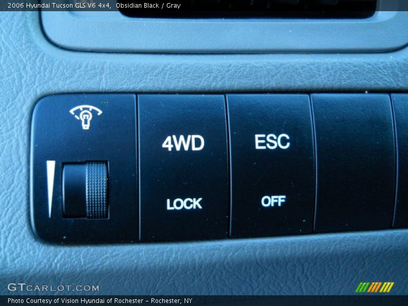 Obsidian Black / Gray 2006 Hyundai Tucson GLS V6 4x4