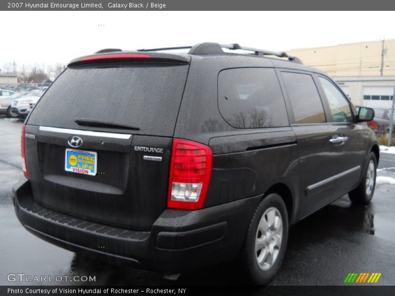 Galaxy Black / Beige 2007 Hyundai Entourage Limited