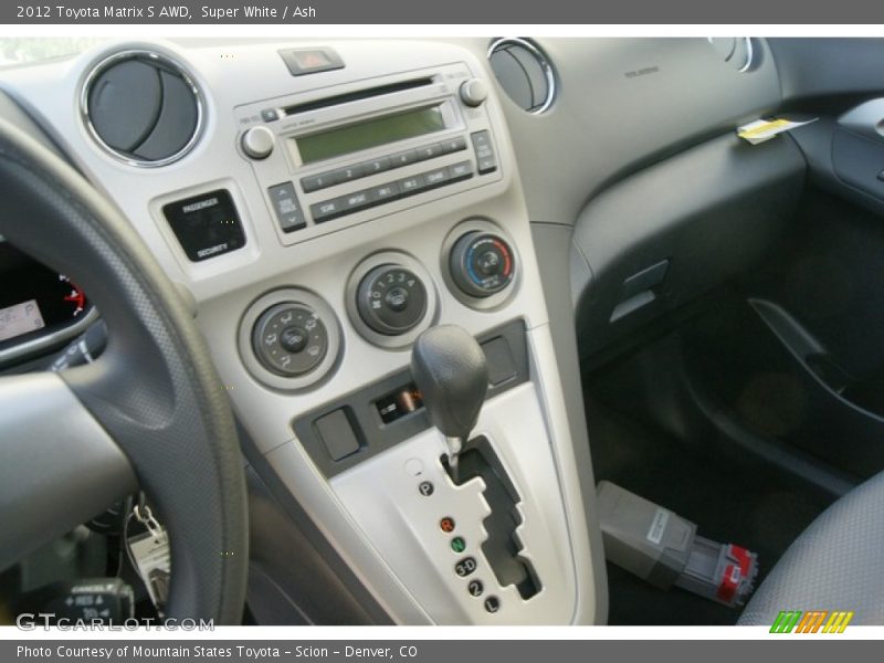 Super White / Ash 2012 Toyota Matrix S AWD