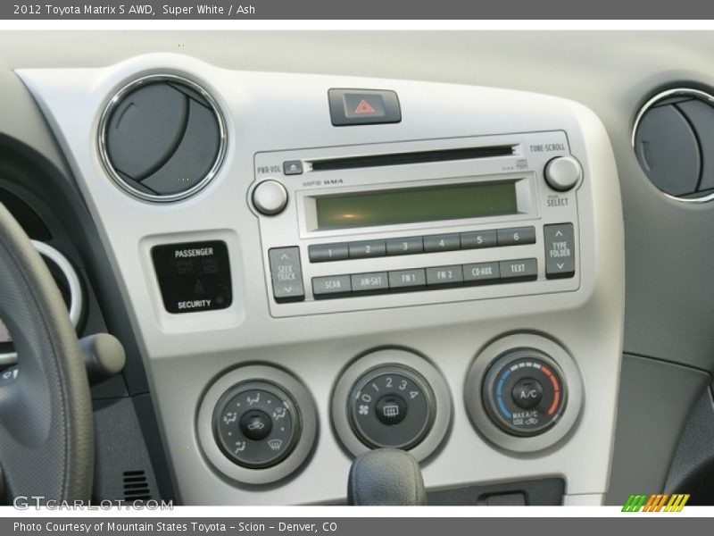 Controls of 2012 Matrix S AWD