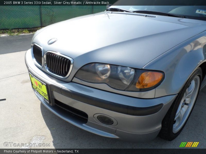 Silver Grey Metallic / Anthracite Black 2005 BMW 3 Series 330i Sedan