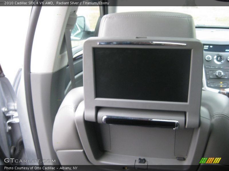 Radiant Silver / Titanium/Ebony 2010 Cadillac SRX 4 V6 AWD