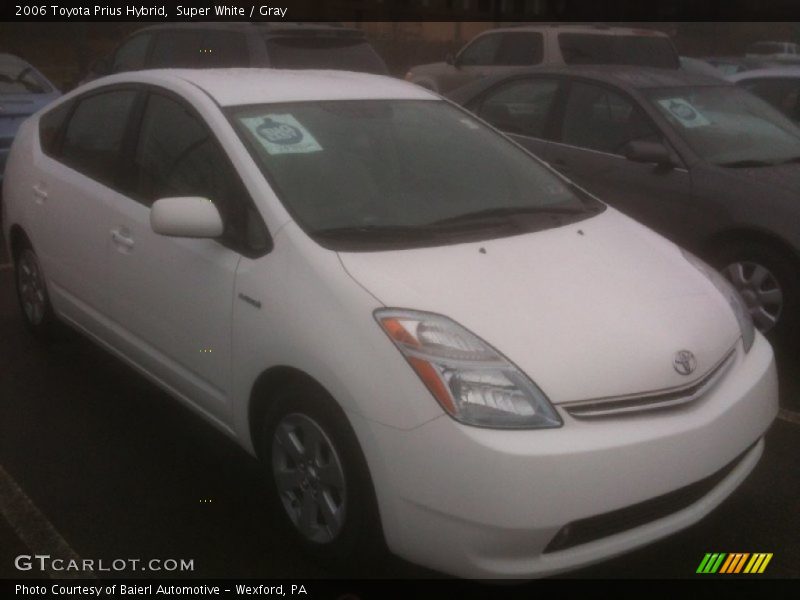 Super White / Gray 2006 Toyota Prius Hybrid