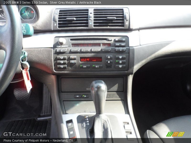 Silver Grey Metallic / Anthracite Black 2005 BMW 3 Series 330i Sedan