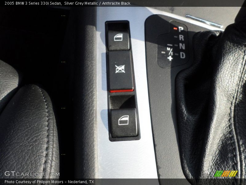 Silver Grey Metallic / Anthracite Black 2005 BMW 3 Series 330i Sedan