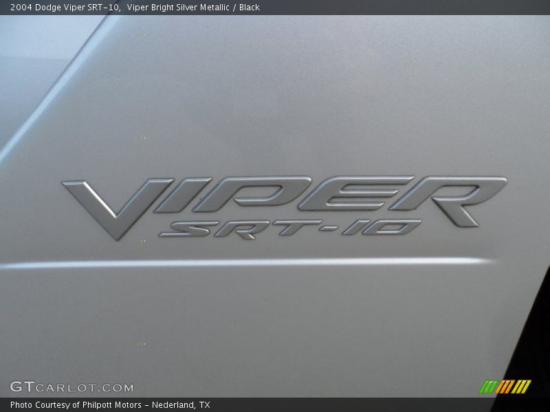  2004 Viper SRT-10 Logo