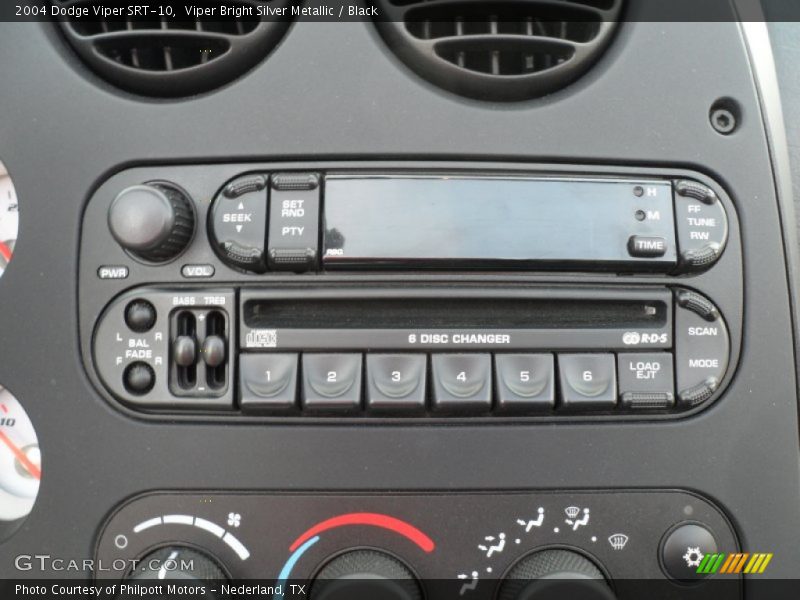 Controls of 2004 Viper SRT-10