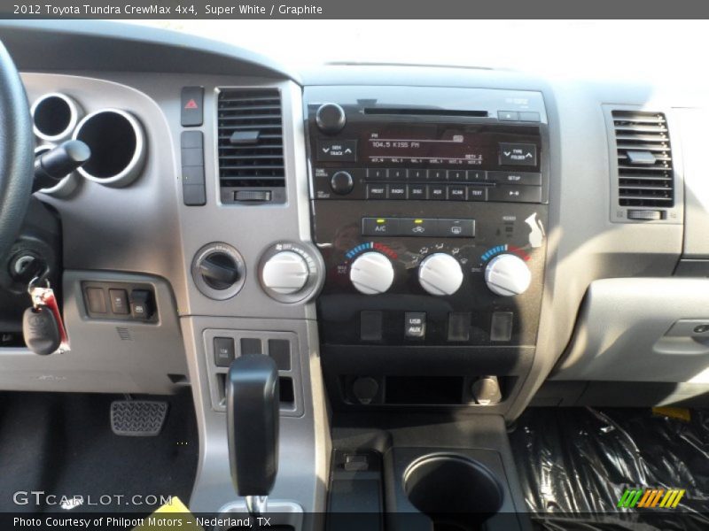 Super White / Graphite 2012 Toyota Tundra CrewMax 4x4