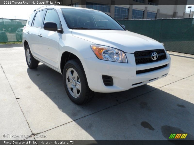 Super White / Ash 2012 Toyota RAV4 I4