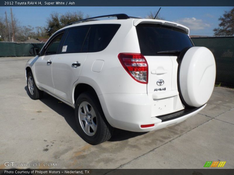 Super White / Ash 2012 Toyota RAV4 I4