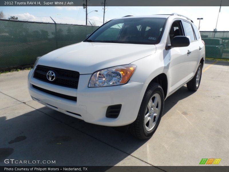 Super White / Ash 2012 Toyota RAV4 I4