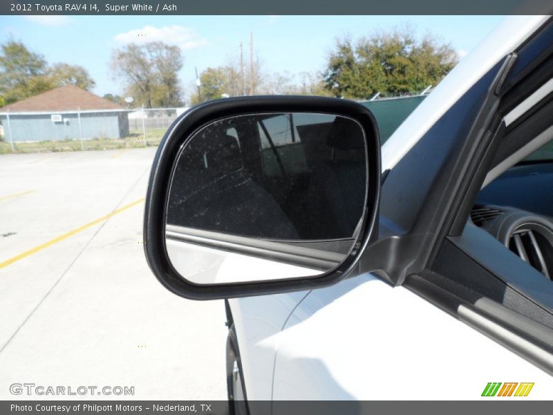 Super White / Ash 2012 Toyota RAV4 I4