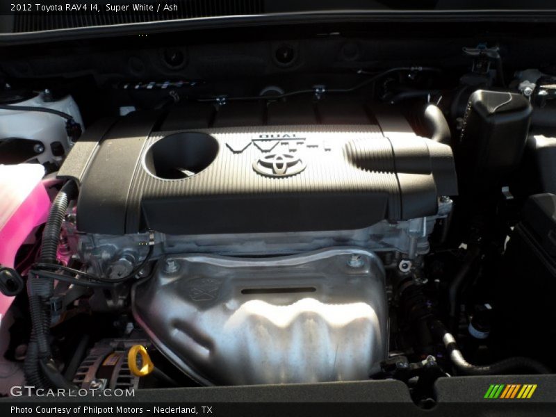 Super White / Ash 2012 Toyota RAV4 I4