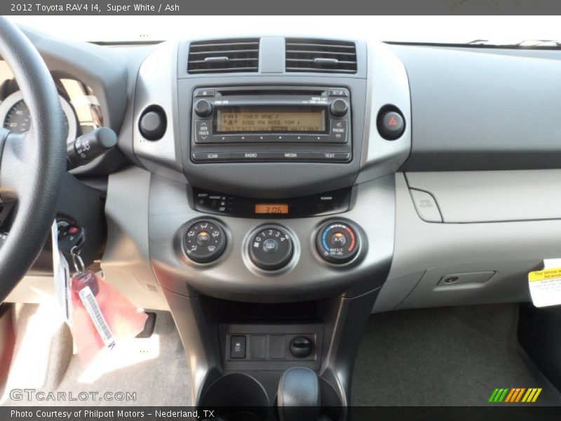Super White / Ash 2012 Toyota RAV4 I4
